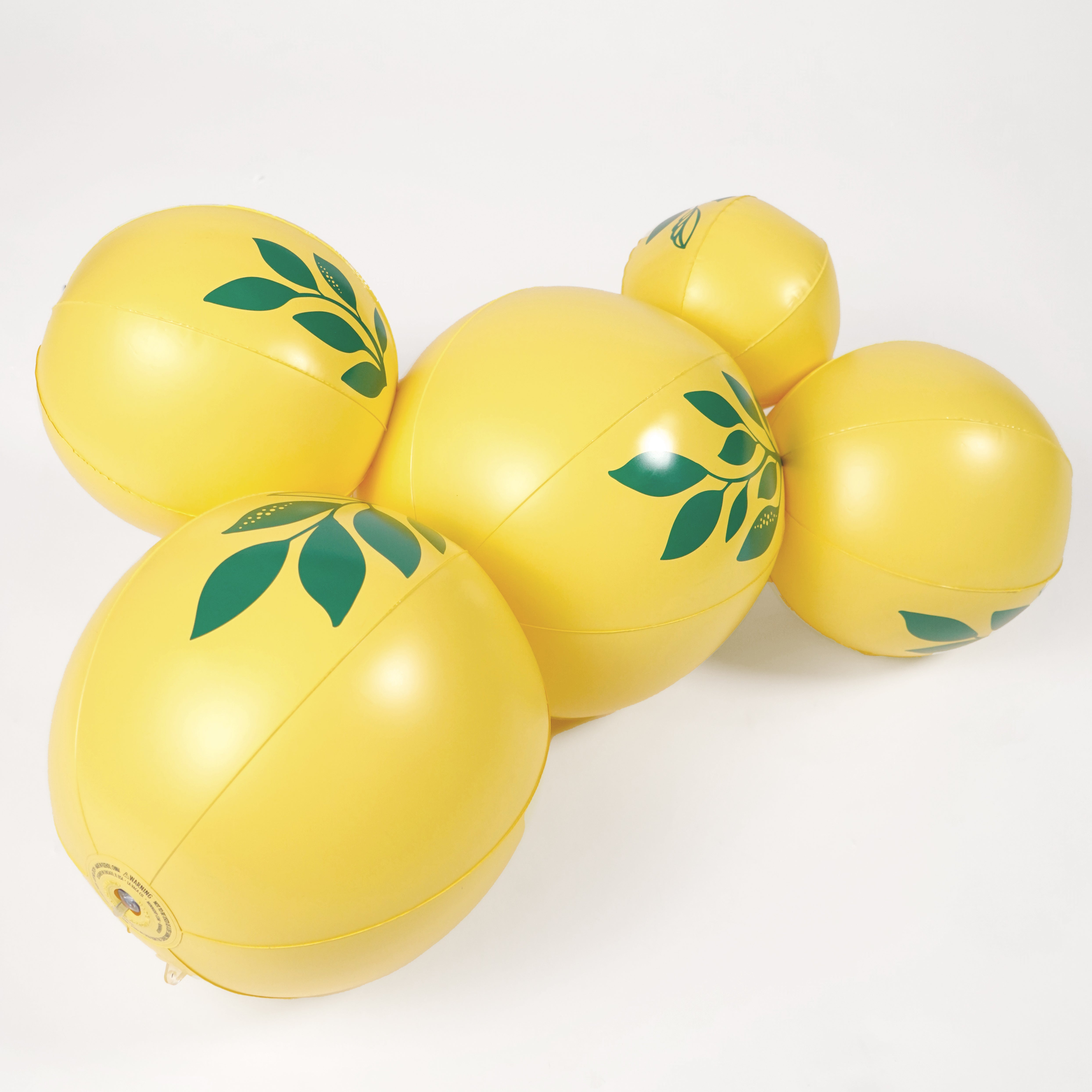 the STRIPED LIMONE Garland Arch Sprinkler