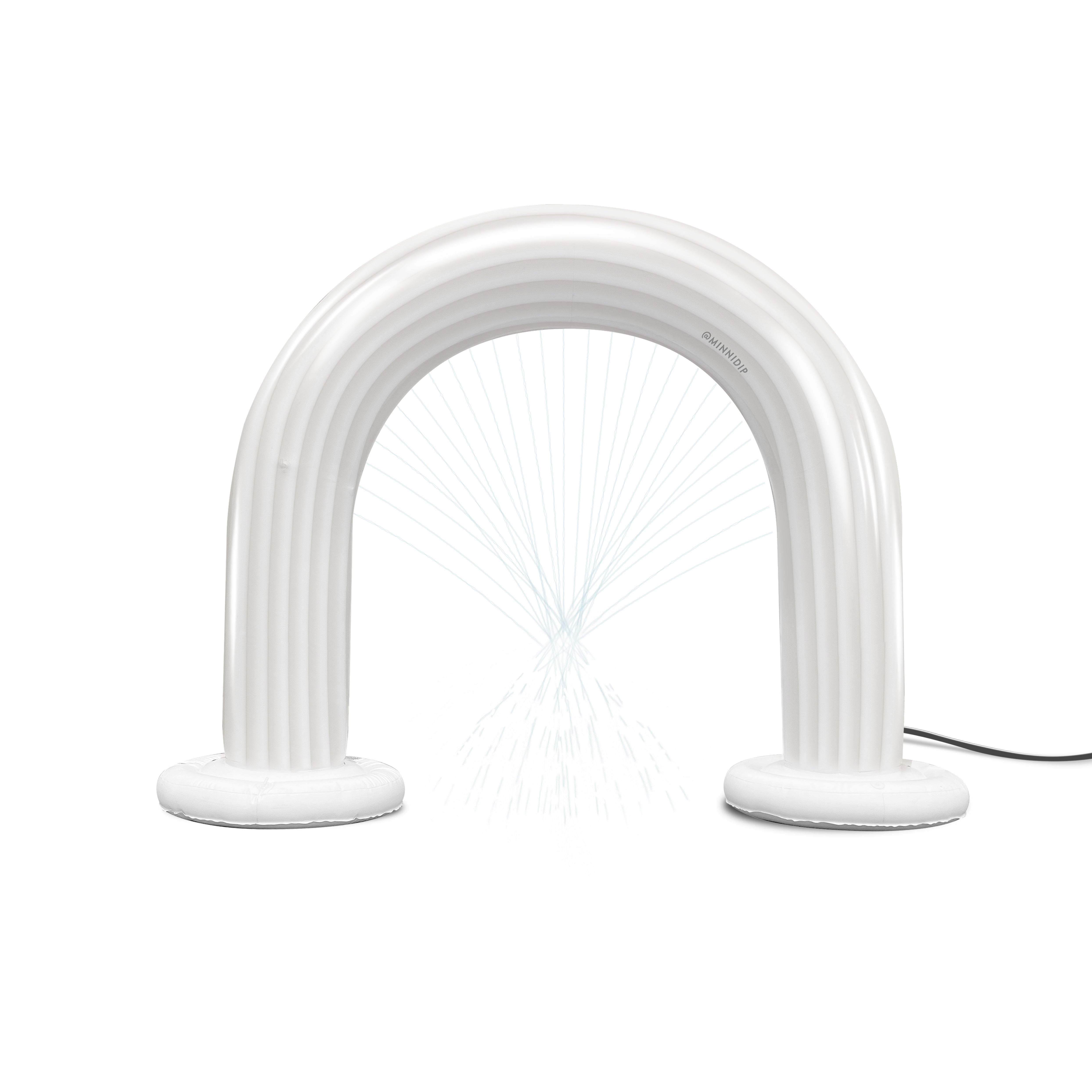 the COASTAL PEARL Garland Arch Sprinkler