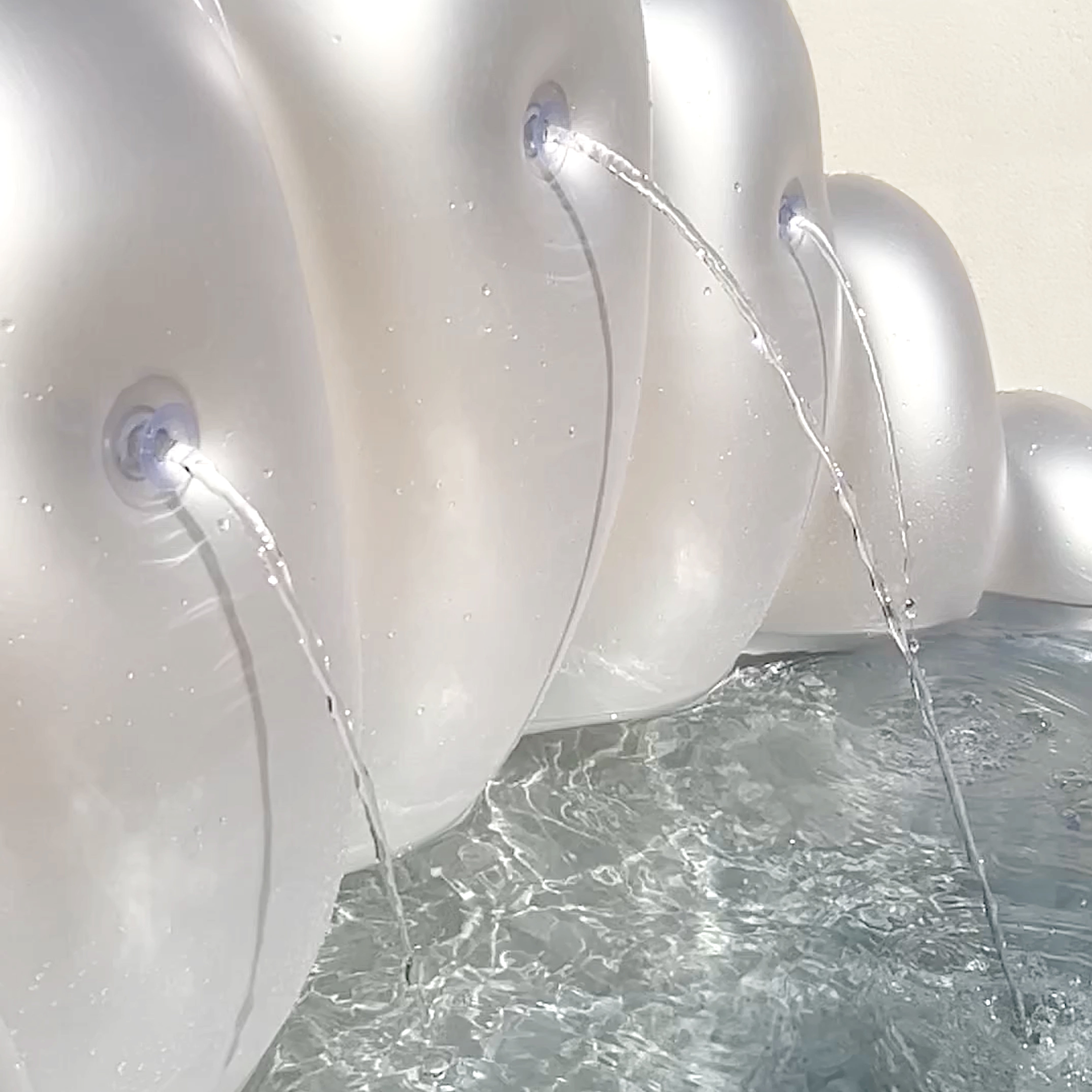 the COASTAL PEARL Seashell Fountain Pool