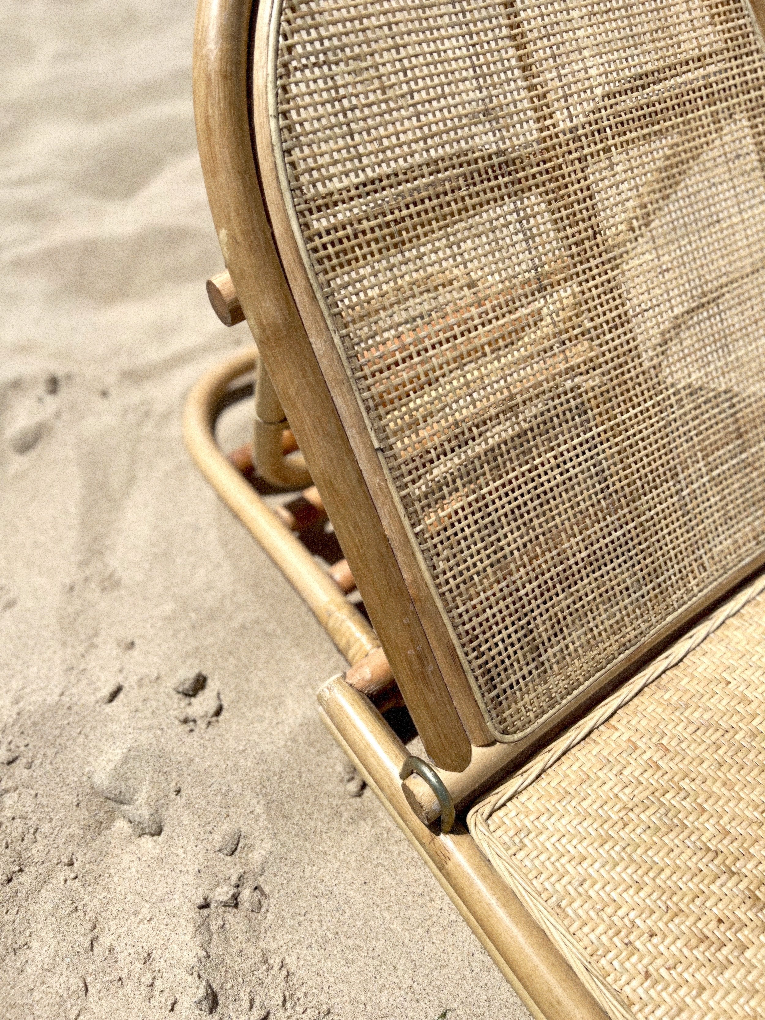 the ARCHED RATTAN Beach Chair