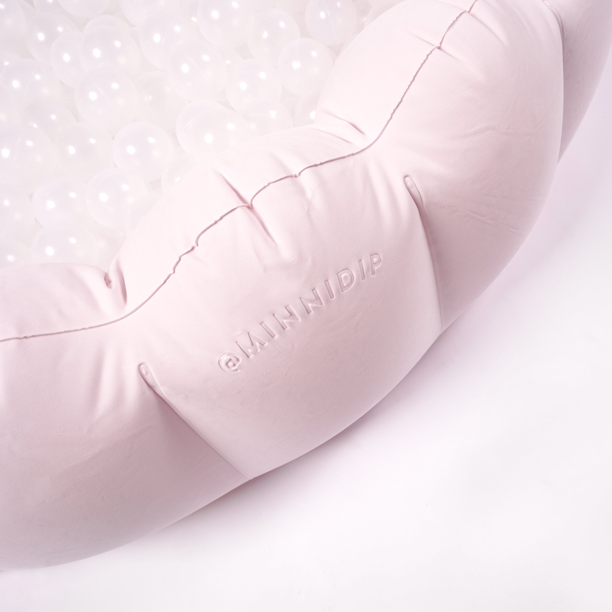 The DiPP!T™ Ball Pit in MALLOW FLUFF VELVET