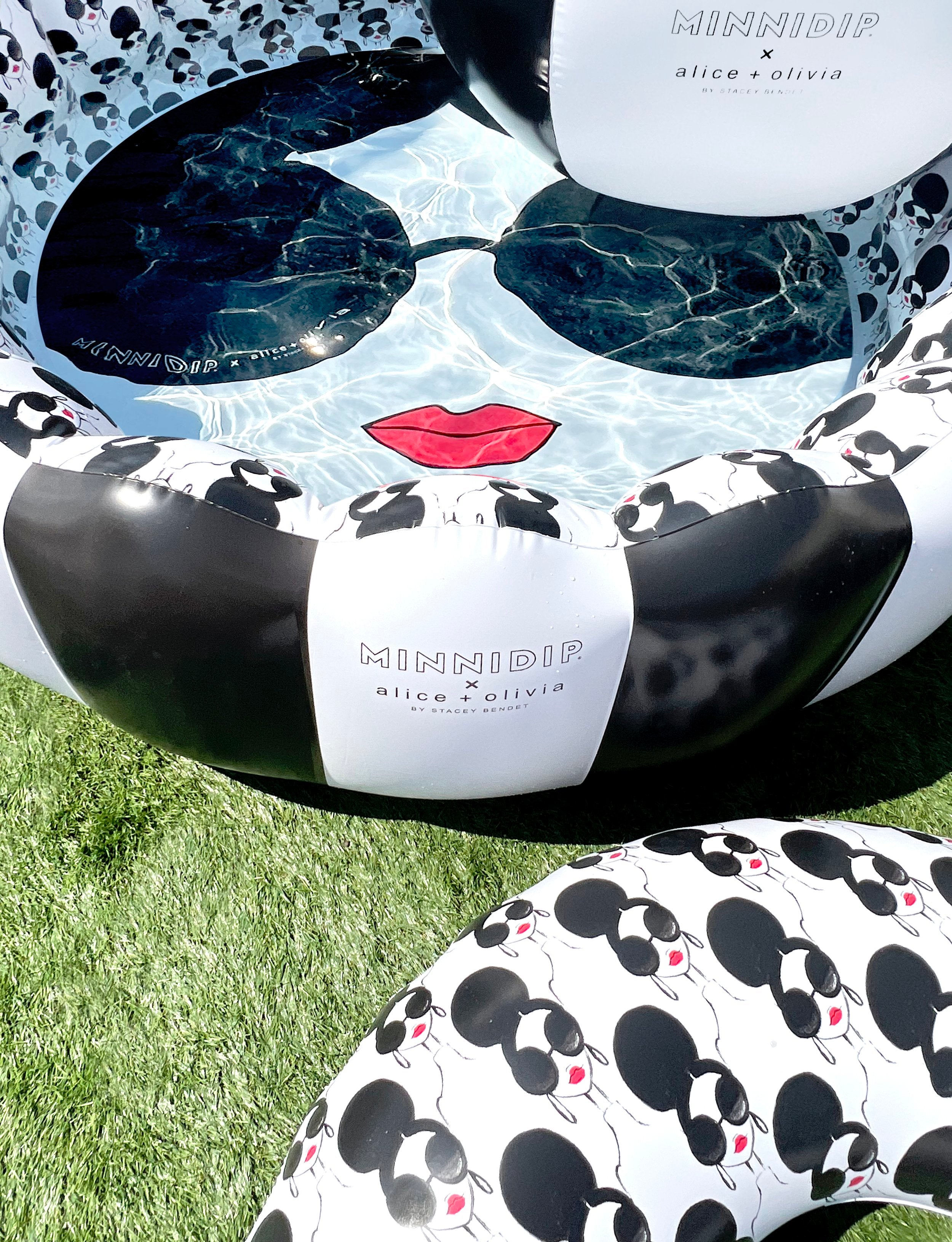 the MINNIDIP x ALICE + OLIVIA Tufted Luxe Inflatable Pool