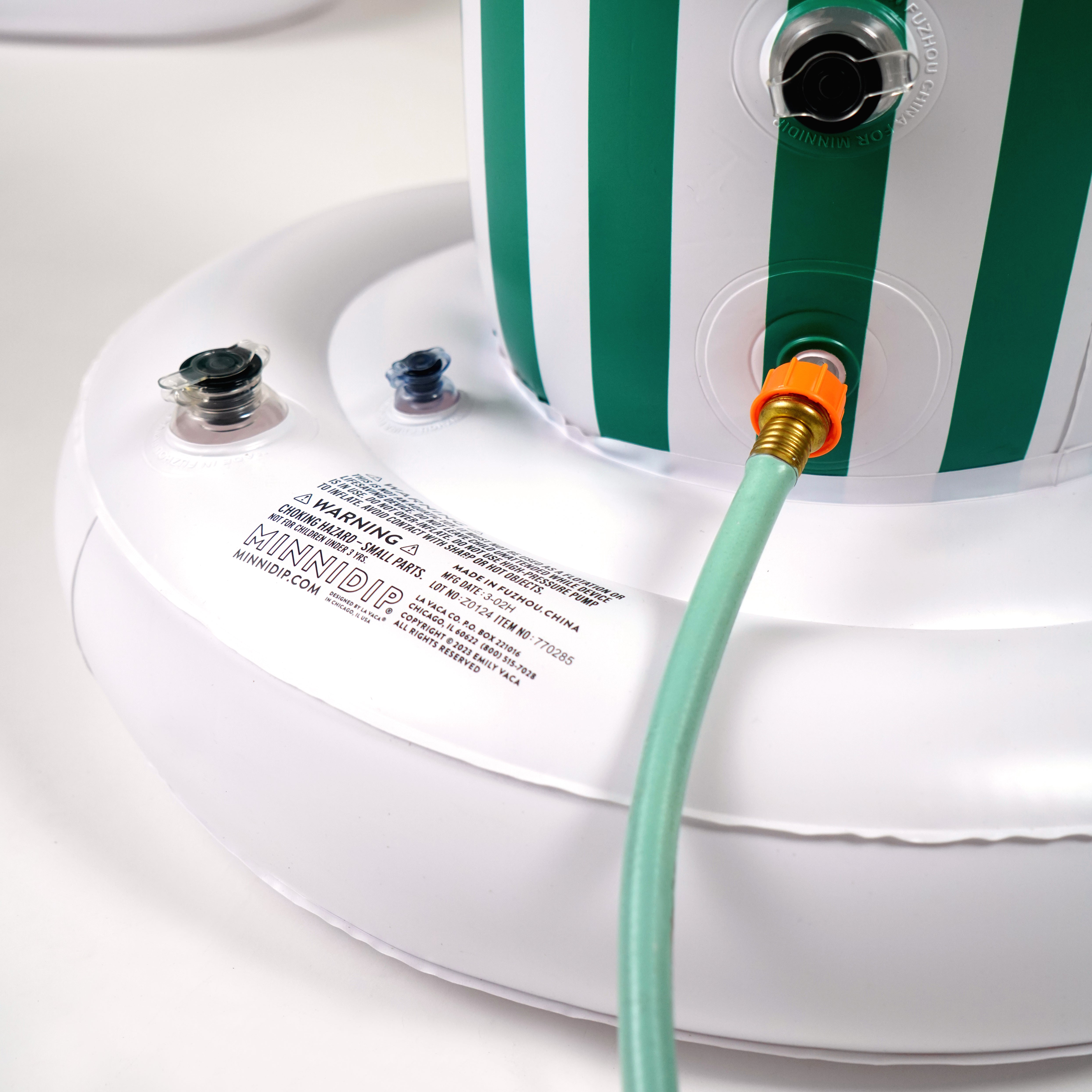 the STRIPED LIMONE Garland Arch Sprinkler