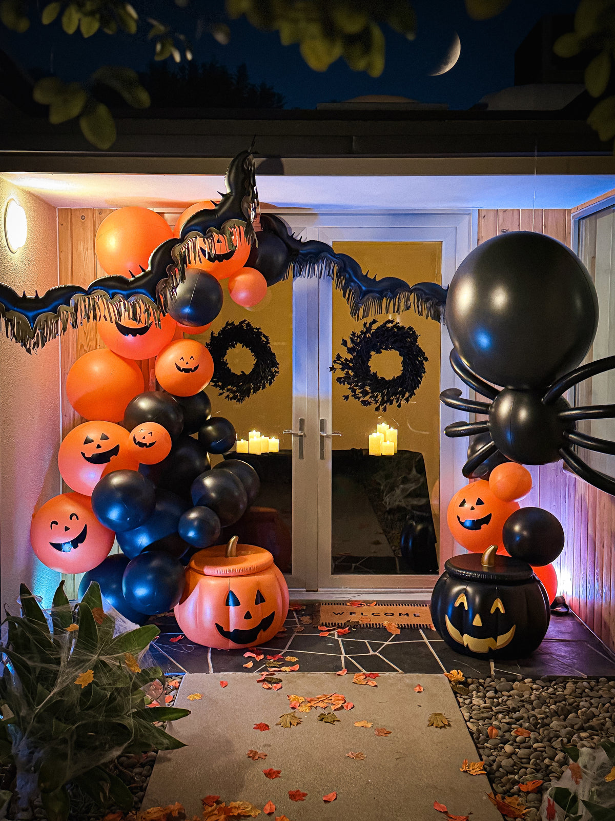 Balloon Garland: Reusable Giant Spider Satin Black • FINAL SALE