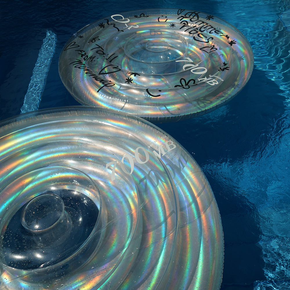 Round Floating the MIXED CD Luxe Inflatable Round Float