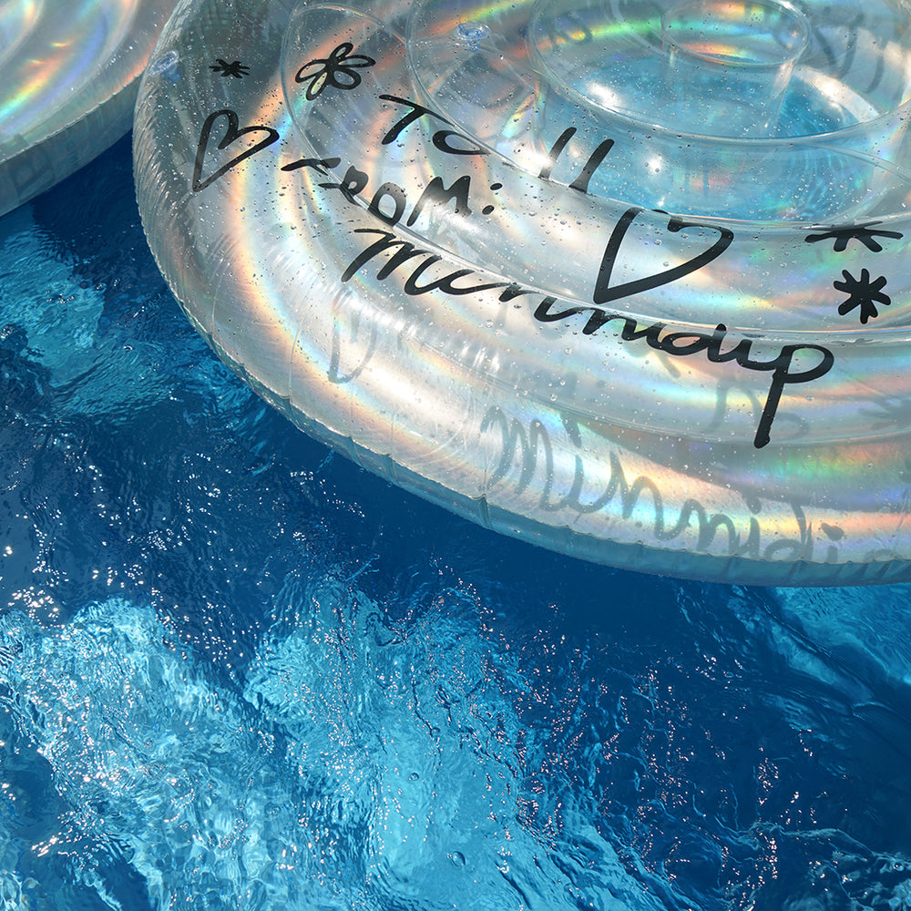 Round Floating the MIXED CD Luxe Inflatable Round Float