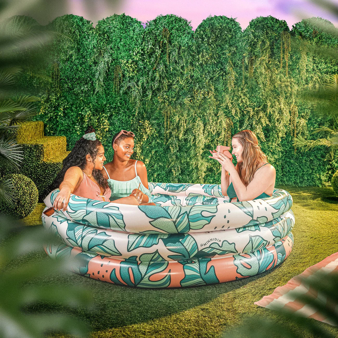 BUNDLE: the COOL(ER) POOL PARTY in TROPICAL PALMS
