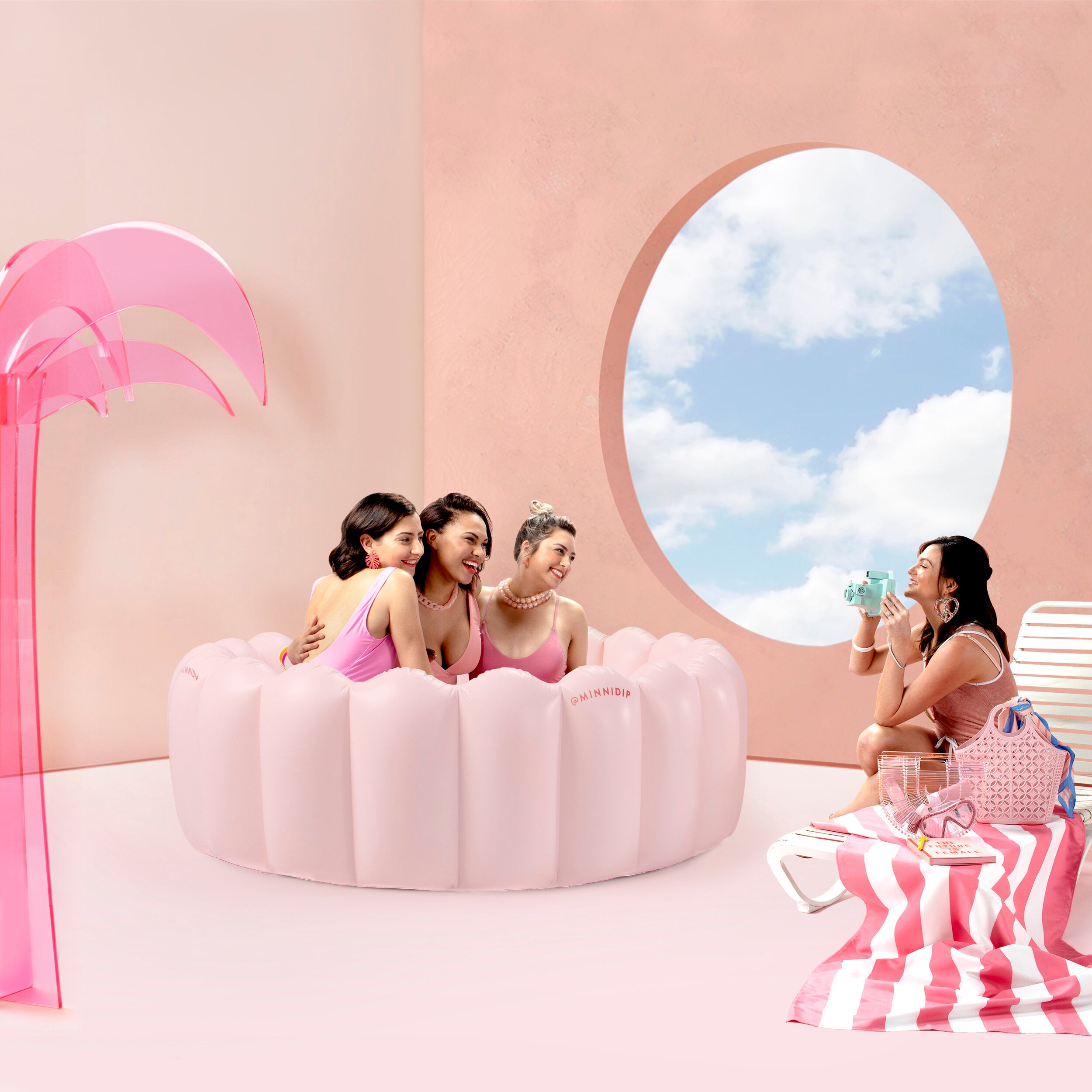 the BLUSHING PALMS luxe inflatable pool