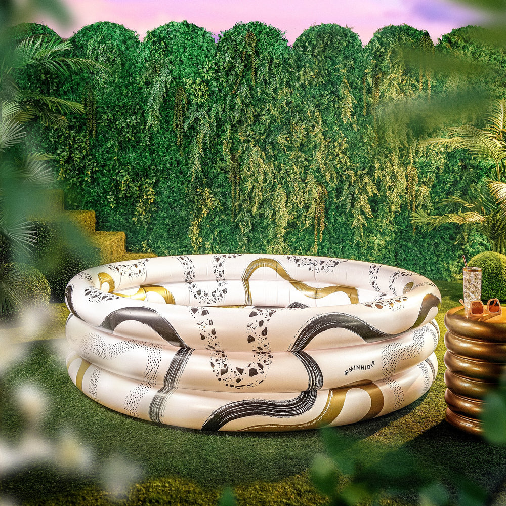 Pools & Floats