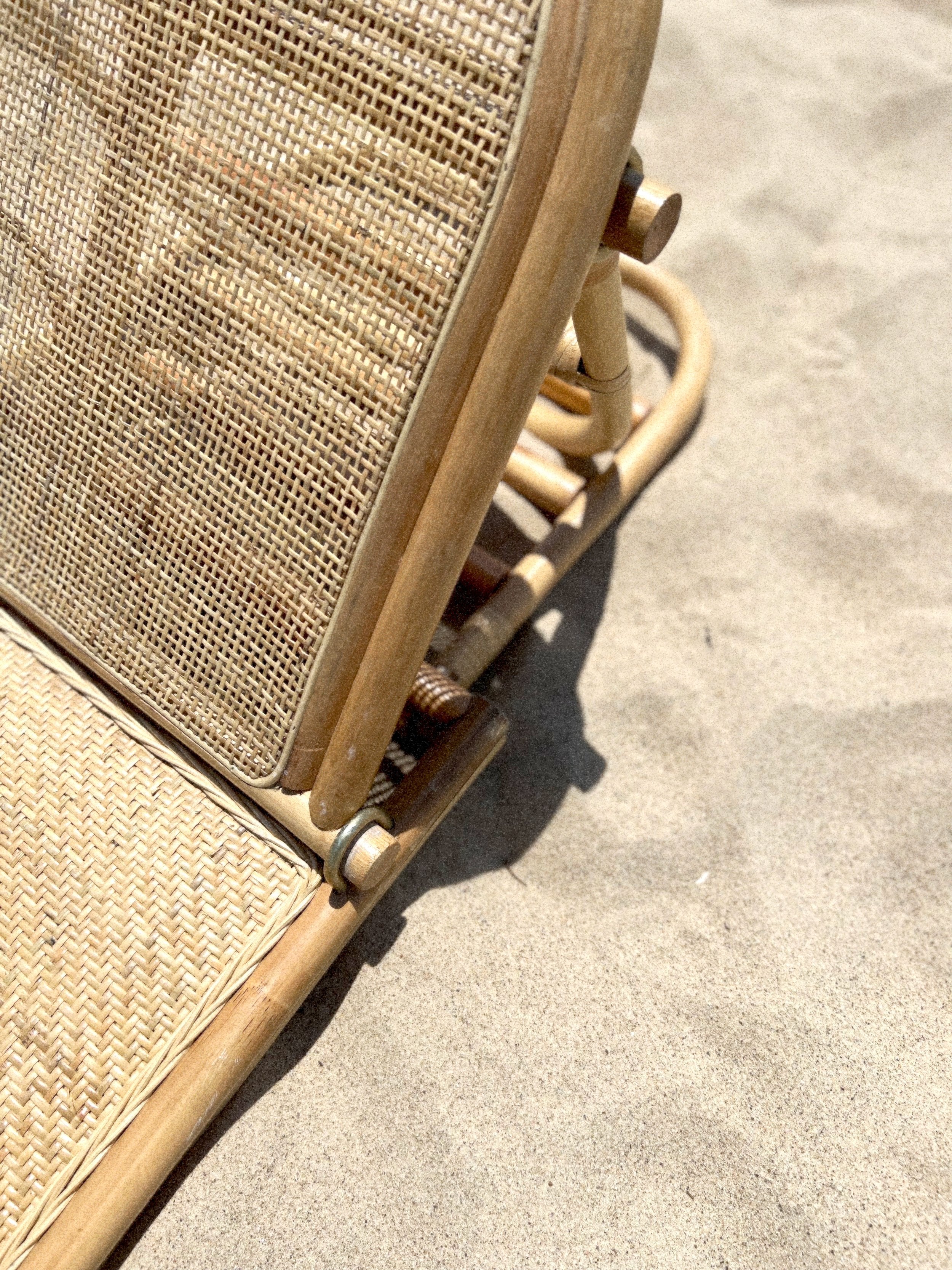 Rattan folding beach online chair